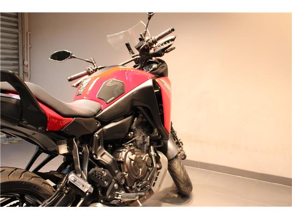 YAMAHA TRACER 7