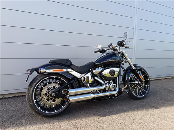 2026 HARLEY-DAVIDSON BREAKOUT