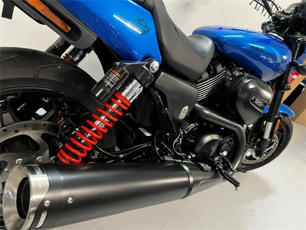 2017 HARLEY-DAVIDSON STREET ROD