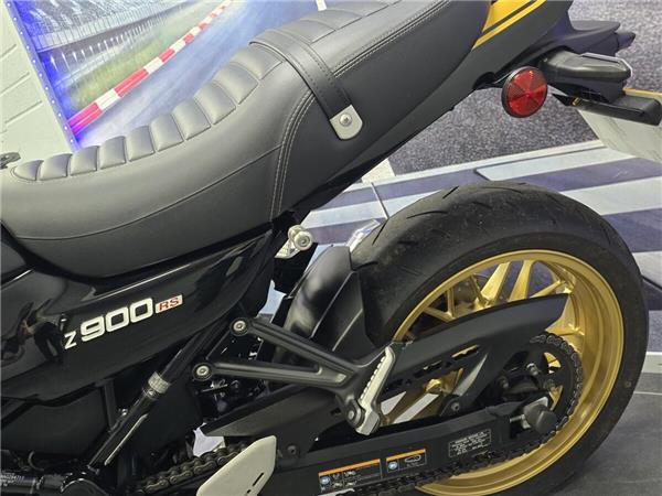 2024 Kawasaki Z900 RS