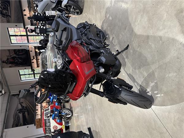 PAN AMERICA 1250 ST 