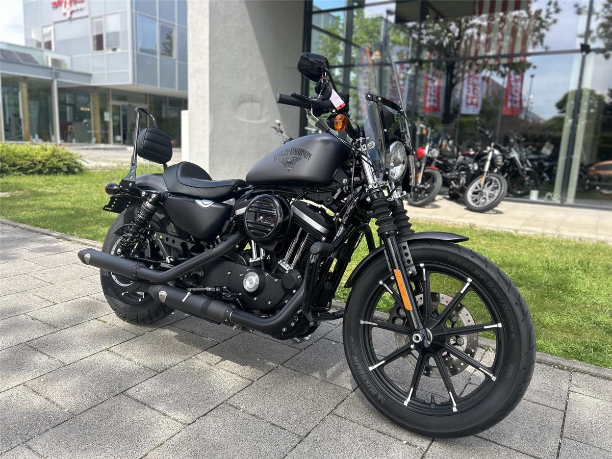 Sportster XL883N Iron mit Penzl Auspuff