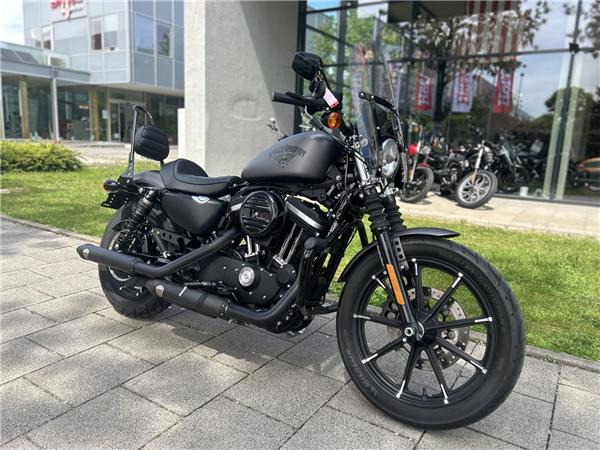 Sportster XL883N Iron mit Penzl Auspuff