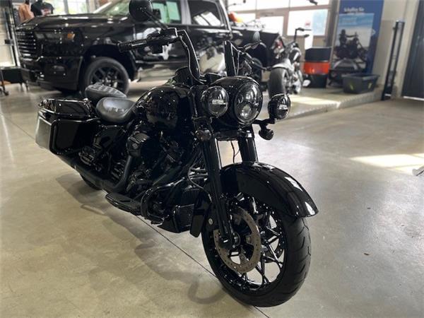 ROAD KING SPECIAL 