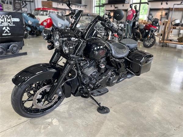 ROAD KING SPECIAL 