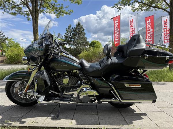 FLHTKSE CVO 110 mit Penzl Auspuff