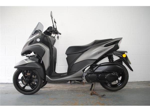 2024 Yamaha TRICITY MW125 GREY