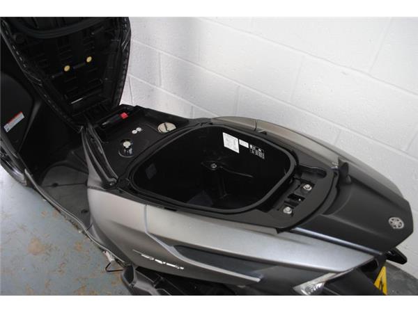 2024 Yamaha TRICITY MW125 GREY