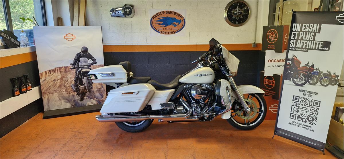 2015 HARLEY-DAVIDSON STREET GLIDE