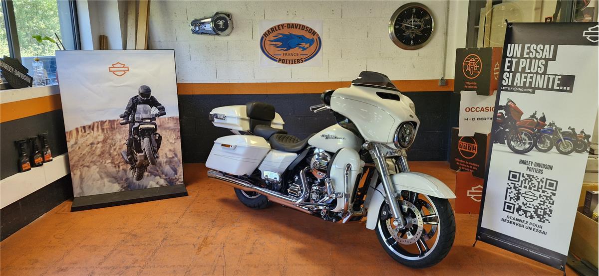 2015 HARLEY-DAVIDSON STREET GLIDE
