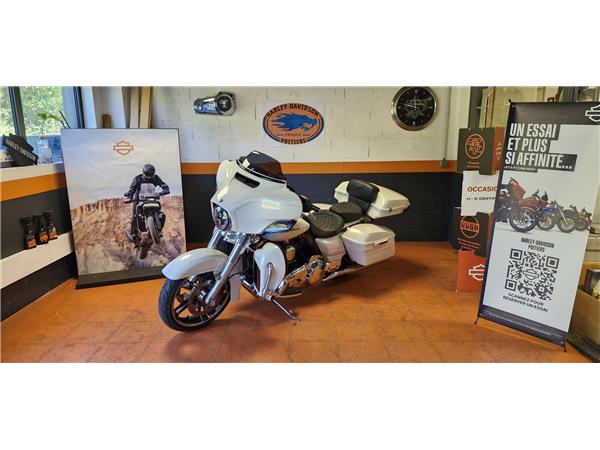 2015 HARLEY-DAVIDSON STREET GLIDE