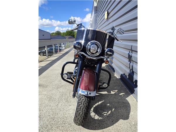 2017 HARLEY-DAVIDSON HERITAGE