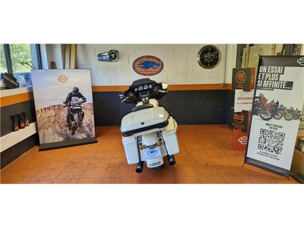 2015 HARLEY-DAVIDSON STREET GLIDE