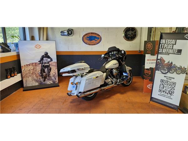 2015 HARLEY-DAVIDSON STREET GLIDE