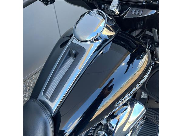 2014 Ultra Limited