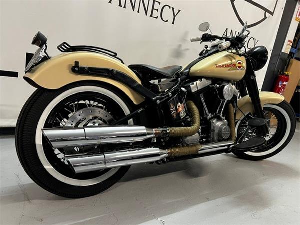 2015 HARLEY-DAVIDSON SLIM