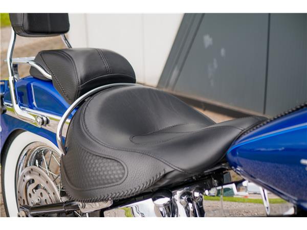 2017 Harley-Davidson Softail Deluxe