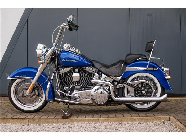 2017 Harley-Davidson Softail Deluxe