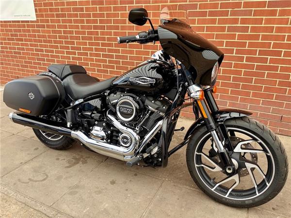 2018 HARLEY-DAVIDSON SOFTAIL FLSB SPORT GLIDE