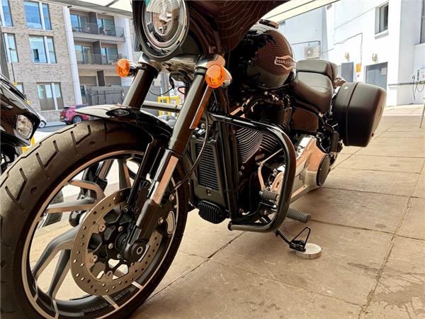 2018 HARLEY-DAVIDSON SOFTAIL FLSB SPORT GLIDE