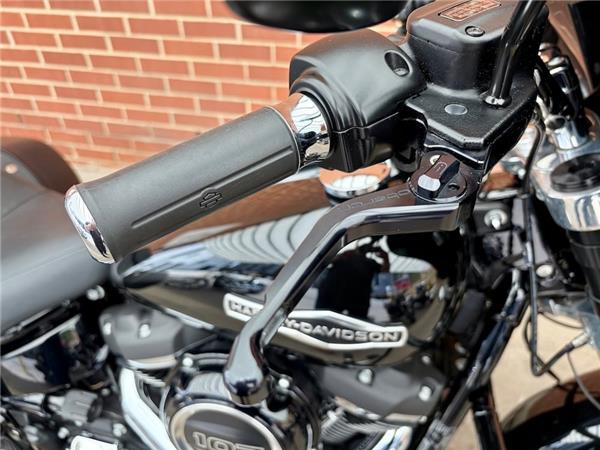 2018 HARLEY-DAVIDSON SOFTAIL FLSB SPORT GLIDE