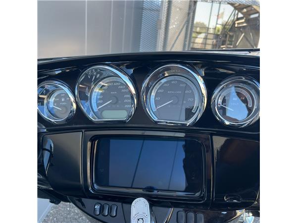 2019 Ultra Limited