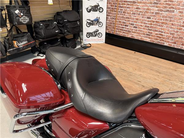 2020 HARLEY-DAVIDSON ROAD KING