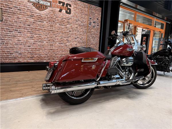 2020 HARLEY-DAVIDSON ROAD KING