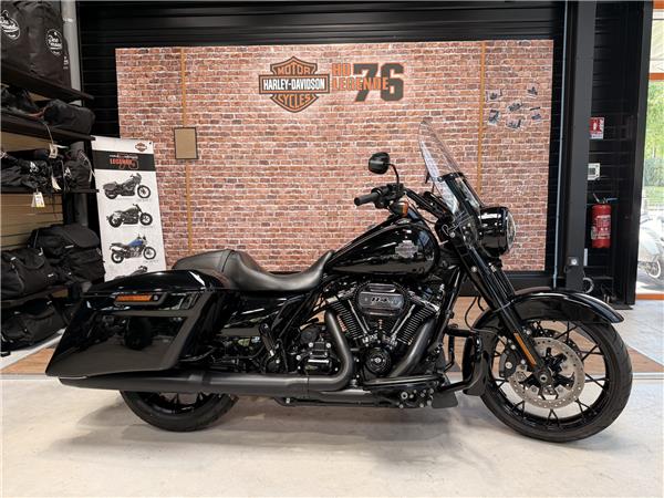 2022 HARLEY-DAVIDSON ROAD KING