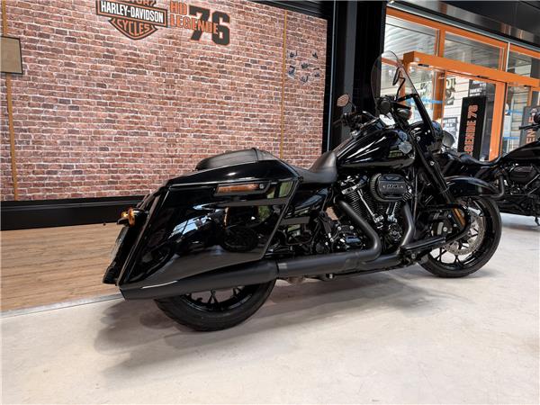 2022 HARLEY-DAVIDSON ROAD KING