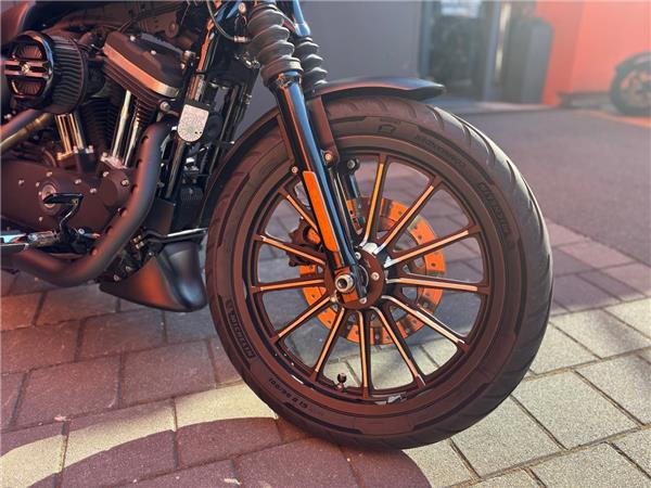 2015 Harley-Davidson Sportster XL 883 N Iron