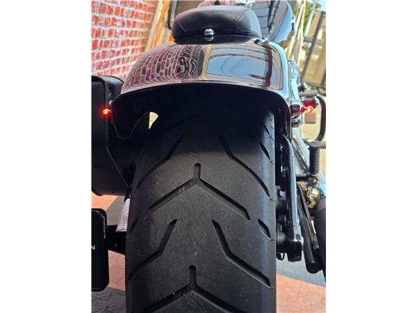 2015 harley-davidson FXSB Breakout 103 ABS