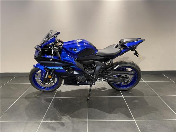 2024 Yamaha R7