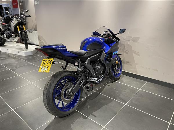 2024 Yamaha R7