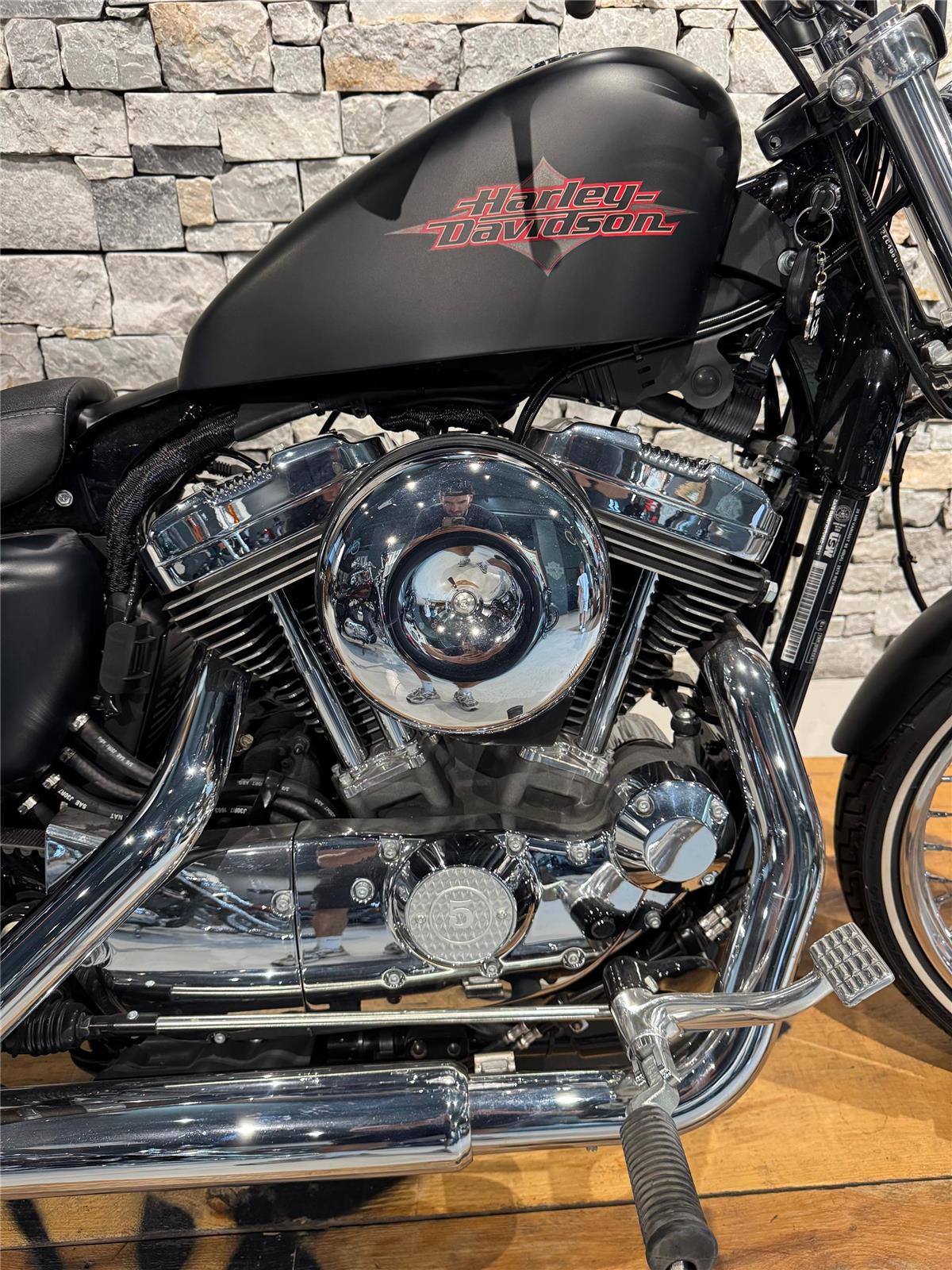 2014 harley-davidson XL 1200 V - Seventy Two