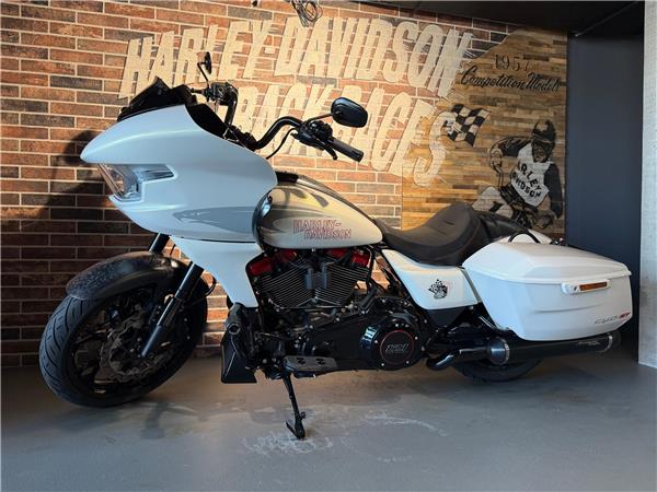 2024 harley-davidson FLTRXSTSE Road Glide 121 CVO