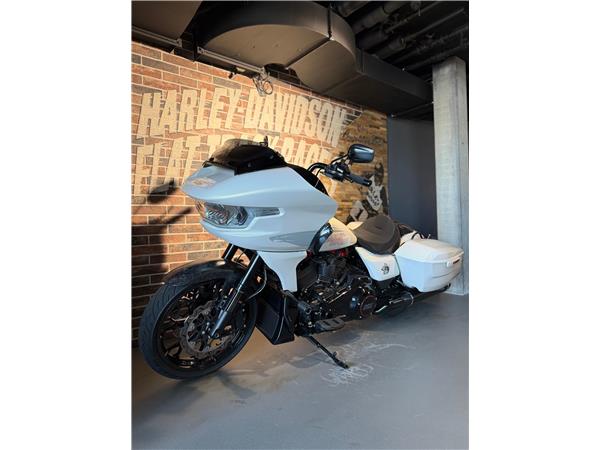 2024 harley-davidson FLTRXSTSE Road Glide 121 CVO