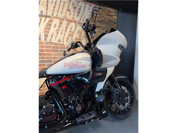 2024 harley-davidson FLTRXSTSE Road Glide 121 CVO
