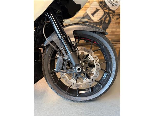 2024 harley-davidson FLTRXSTSE Road Glide 121 CVO