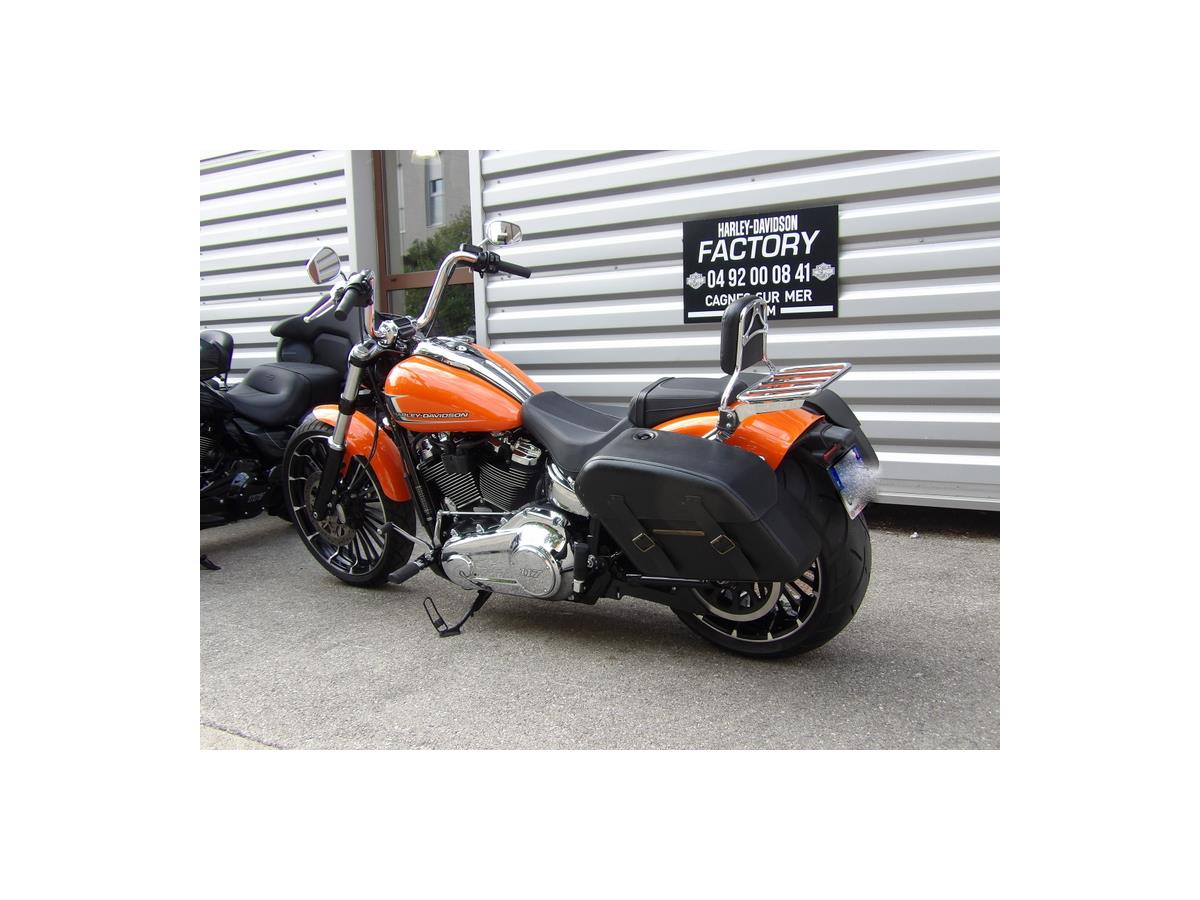 2024 HARLEY-DAVIDSON BREAKOUT