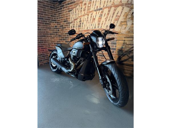 2019 harley-davidson FXDRS 114 ABS