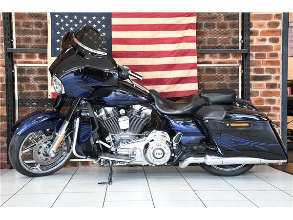 2016 HARLEY-DAVIDSON CVO FLHXSE STREET GLIDE