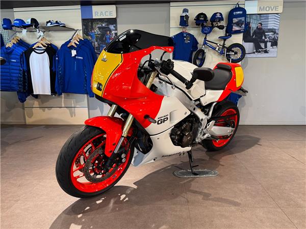 2025 YAMAHA XSR900 GP