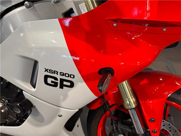 2025 YAMAHA XSR900 GP