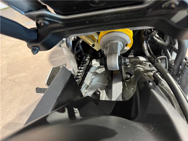 2025 YAMAHA XSR900 GP