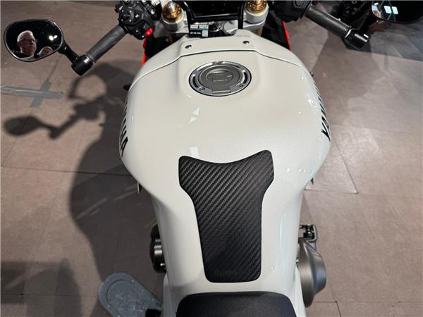 2025 YAMAHA XSR900 GP