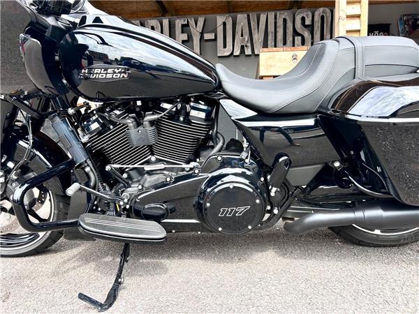 2024 Harley-Davidson Touring