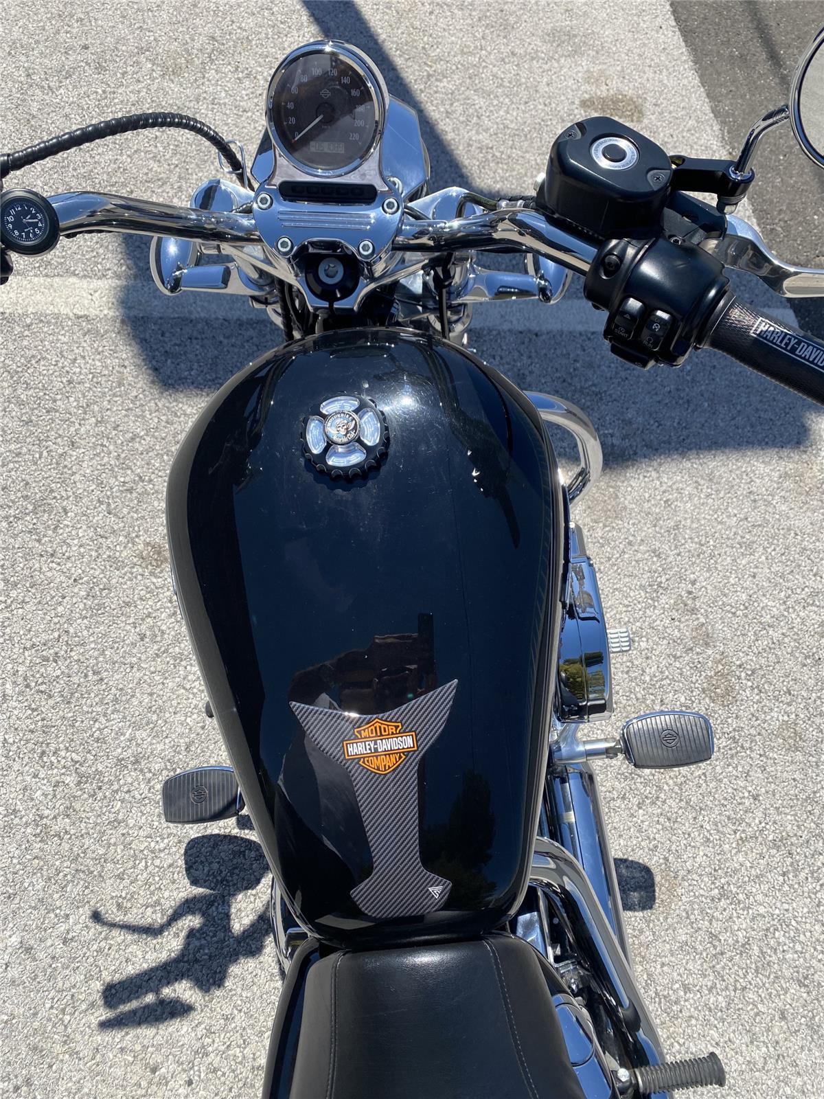 2015 HARLEY-DAVIDSON SUPERLOW