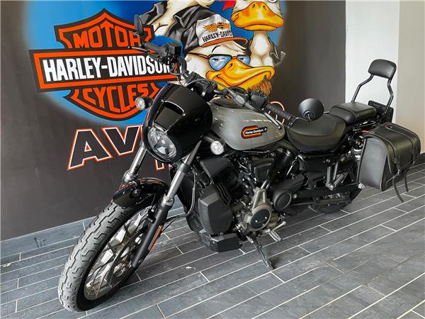 Harley-Davidson Nighster Special
