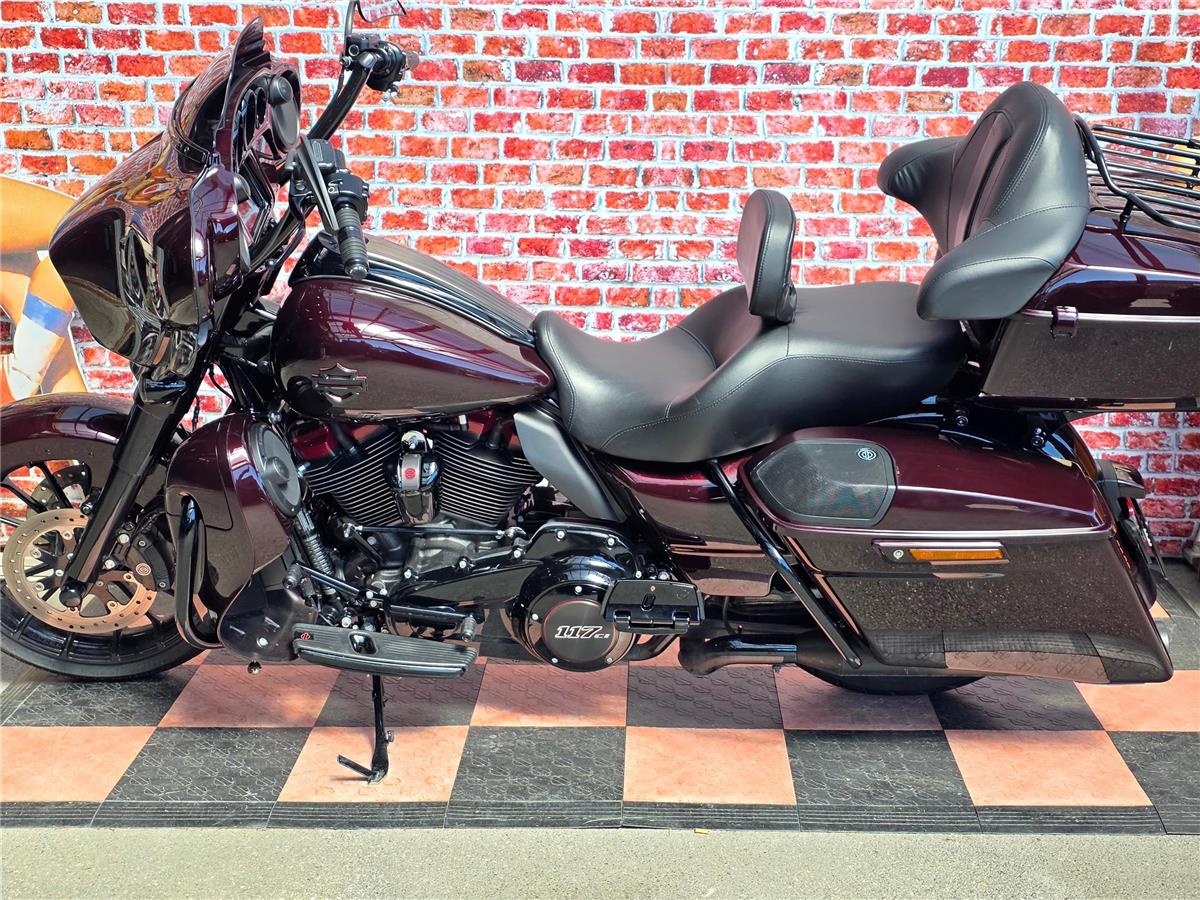 2019 harley-davidson FLHXSE Street Glide ABS CVO 117